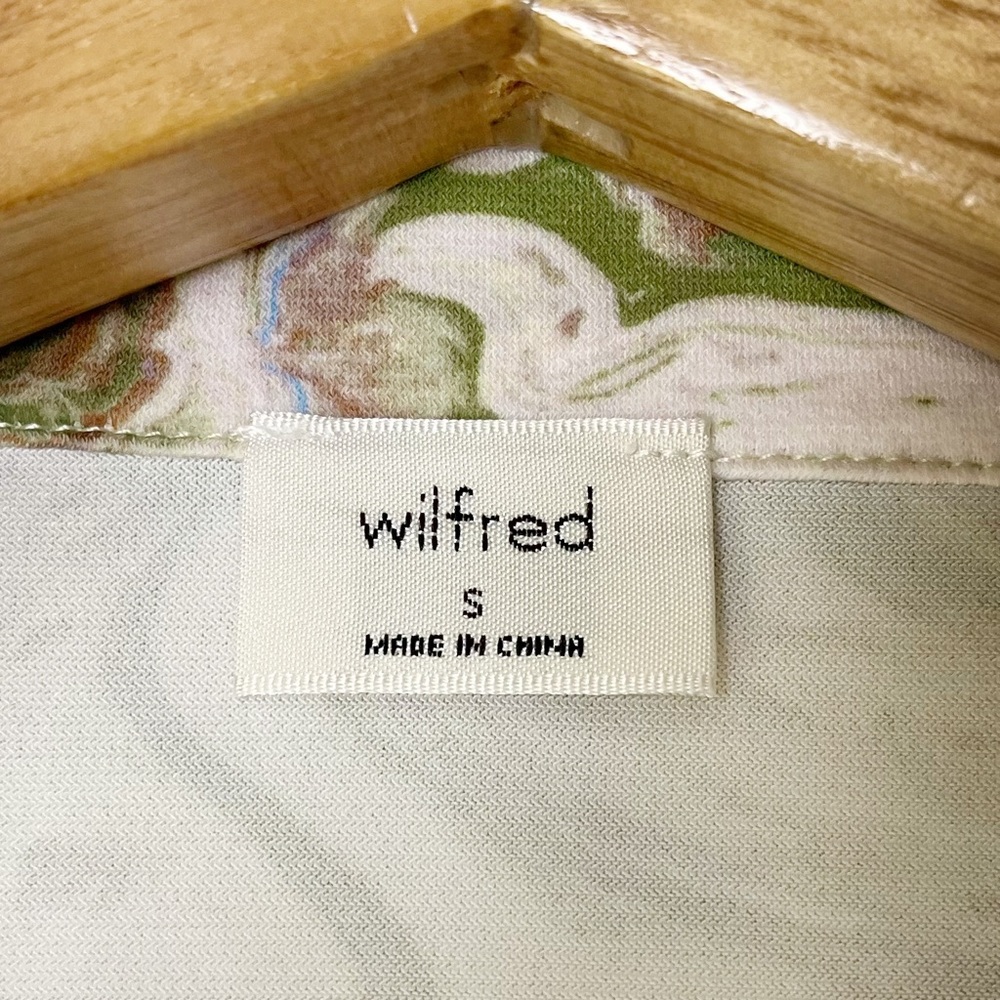 NWT Aritzia Wilfred Dynasty Long Sleeve Top with Lace Up Size Small - Picture 3 of 12